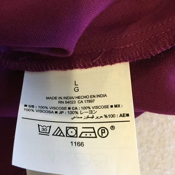 Old Navy Tank Top Loose Fit NWOT Women's Size Large in Cranberry Lightweight - Picture 8 of 9